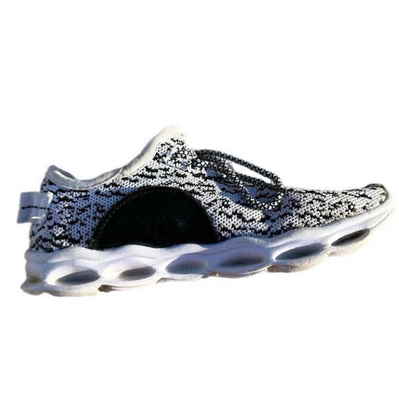 Link Boys Size  4 Knit Lightweight Running Shoes - Picture 4 of 5